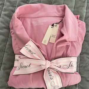 NWT Victoria Secret pajama set